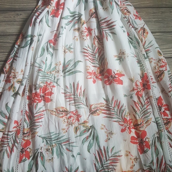 EMILY Coral Floral Maxi Dress - Picture 3 of 5